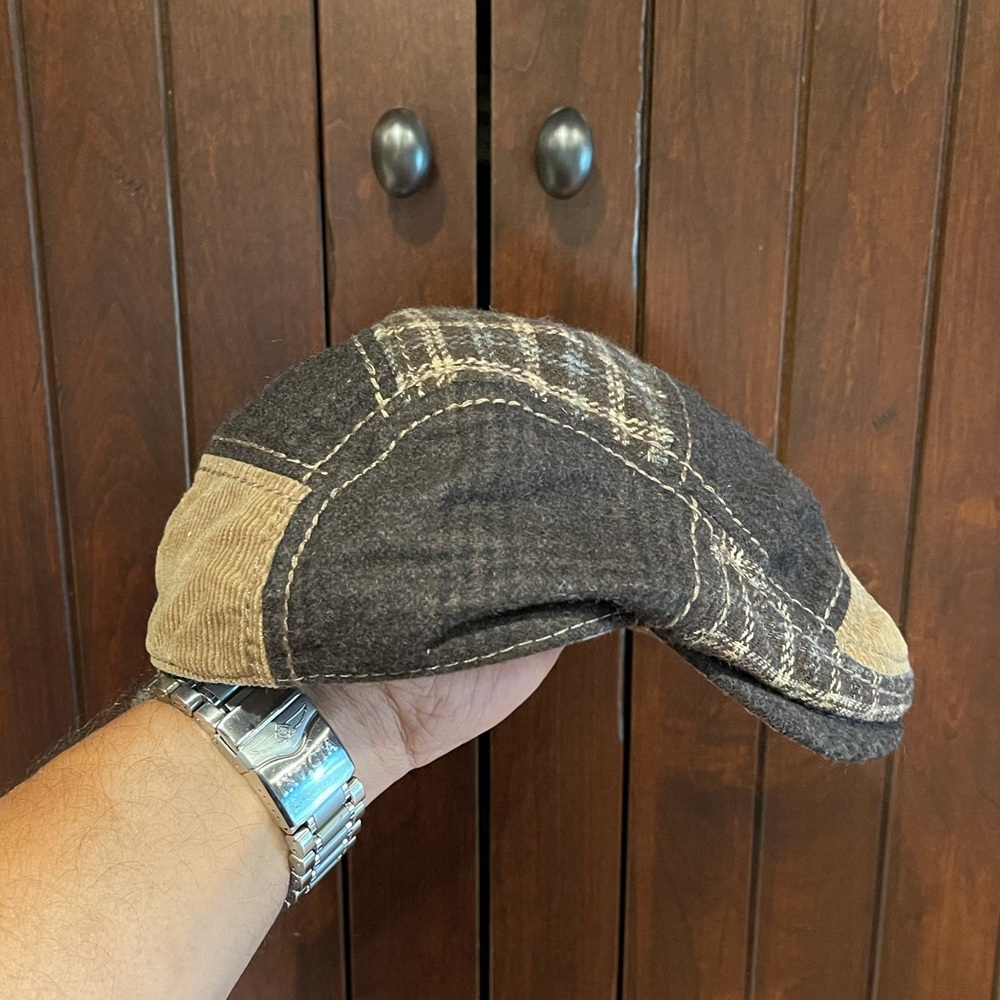 Newsboy hat